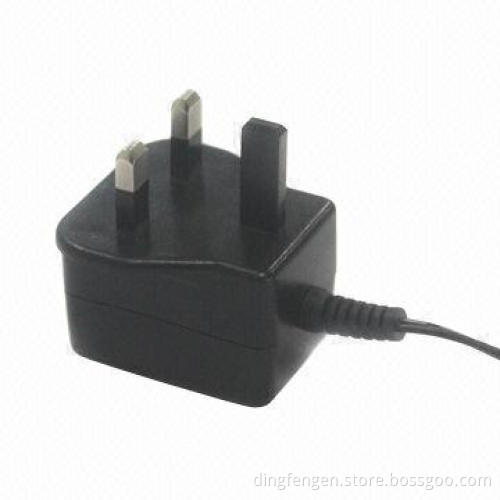 Portable UK plug AC adapter, small size, GS, CE, RoHS, CEC